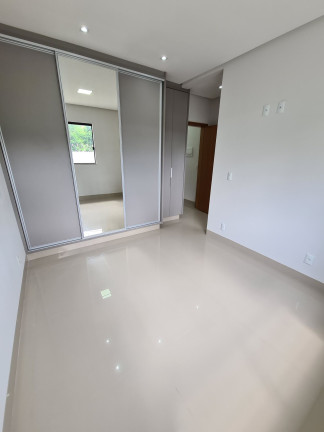 Imagem Casa com 3 Quartos à Venda, 135 m² em Setor Faiçalville - Goiânia