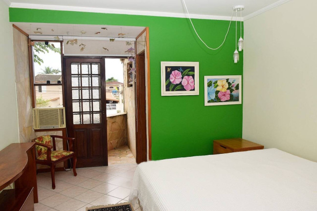 Imagem Casa com 9 Quartos à Venda, 720 m² em Jardim Samambaia - Ubatuba
