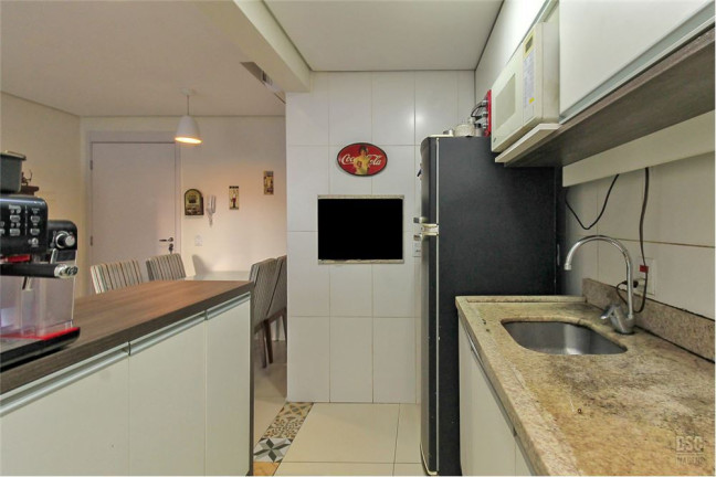 Imagem Imóvel com 2 Quartos à Venda, em Vila Nova - Porto Alegre Imagem Imóvel com 2 Quartos à Venda, em Vila Nova - Porto Alegre