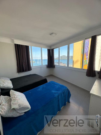 Imagem Apartamento com 4 Quartos para Temporada, 170 m² em Centro - Balneário Camboriú Imagem Apartamento com 4 Quartos para Temporada, 170 m² em Centro - Balneário Camboriú