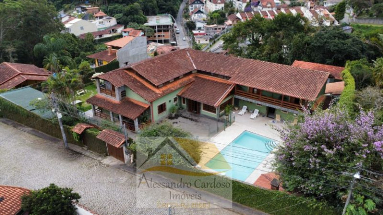 Imagem Casa com 10 Quartos à Venda, 550 m² em Braunes - Nova Friburgo
