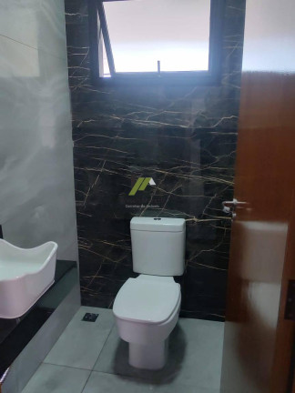 Imagem Casa com 3 Quartos à Venda, 166 m²
