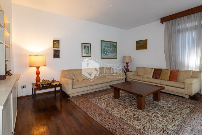 Imagem Sobrado com 5 Quartos à Venda, 209 m² em Moema - São Paulo Imagem Sobrado com 5 Quartos à Venda, 209 m² em Moema - São Paulo
