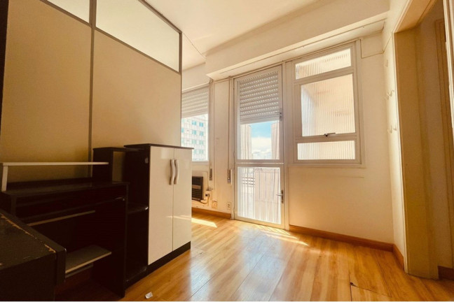Imagem Apartamento com 1 Quarto à Venda, 28 m² em Centro Histórico - Porto Alegre