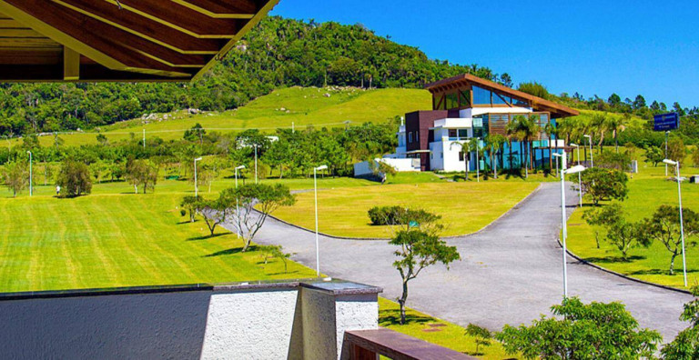 Terreno à Venda,  em Ingleses Do Rio Vermelho - Florianópolis