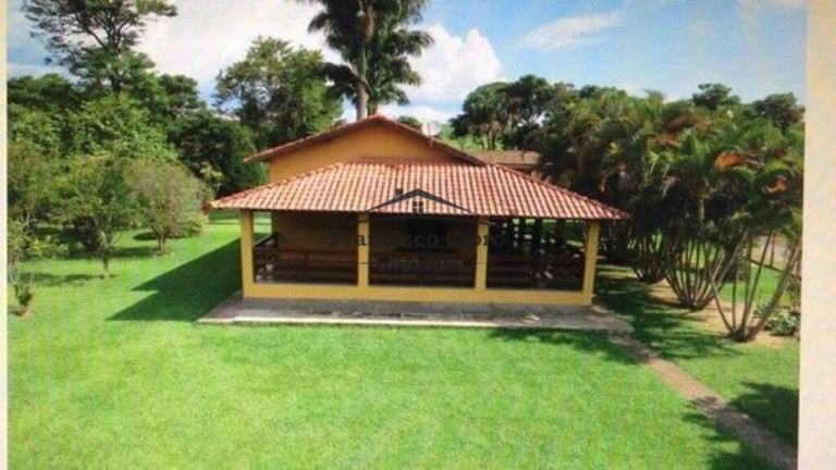 Imagem Imóvel com 3 Quartos à Venda, 1.300 m² em Embaú - Cachoeira Paulista Imagem Imóvel com 3 Quartos à Venda, 1.300 m² em Embaú - Cachoeira Paulista