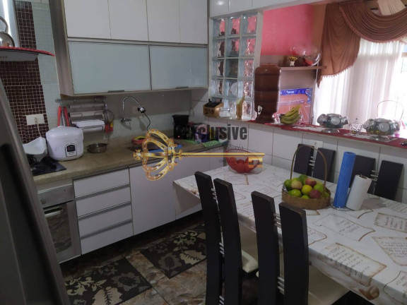 Sobrado com 2 Quartos à Venda, 180 m² em Vila Apiaí - Santo André