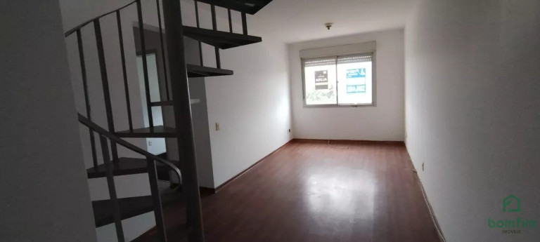 Imagem Cobertura com 3 Quartos para Alugar, 110 m² em Mont Serrat - Porto Alegre Imagem Cobertura com 3 Quartos para Alugar, 110 m² em Mont Serrat - Porto Alegre
