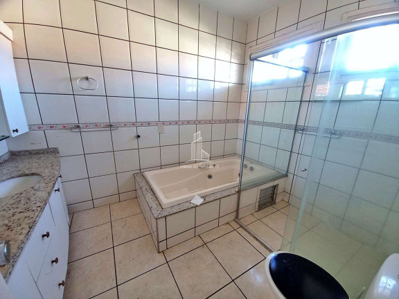 Imagem Casa com 5 Quartos à Venda, 231 m² em Parque Manibura - Fortaleza Imagem Casa com 5 Quartos à Venda, 231 m² em Parque Manibura - Fortaleza