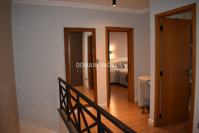 Imagem Imóvel com 2 Quartos à Venda, 103 m² em Região De Capivari - Campos Do Jordão Imagem Imóvel com 2 Quartos à Venda, 103 m² em Região De Capivari - Campos Do Jordão