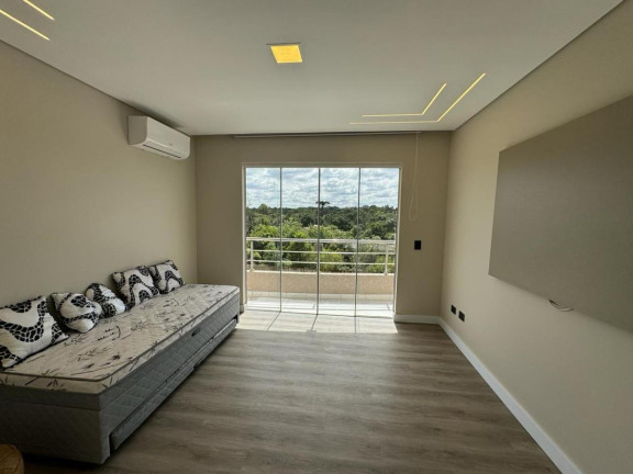 Imagem Casa com 3 Quartos à Venda, 363 m² em Butiatuvinha - Curitiba Imagem Casa com 3 Quartos à Venda, 363 m² em Butiatuvinha - Curitiba