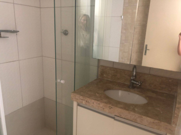 Imagem Apartamento com 2 Quartos à Venda, 69 m² em Itapema