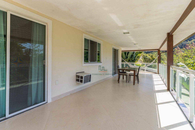 Imagem Casa com 3 Quartos à Venda, 280 m² em Itaipu - Niterói