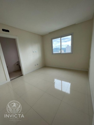 Imagem Apartamento com 3 Quartos à Venda, 130 m² em Centro - Balneário Camboriú Imagem Apartamento com 3 Quartos à Venda, 130 m² em Centro - Balneário Camboriú