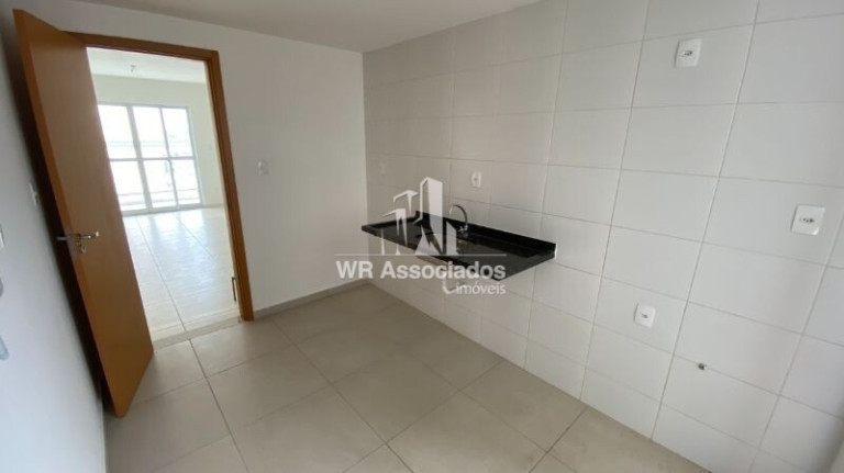 Imagem Apartamento com 2 Quartos à Venda, 80 m²
