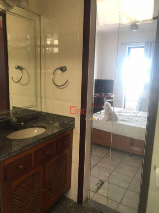 Imagem Cobertura com 4 Quartos à Venda, 190 m² em Centro - Cabo Frio