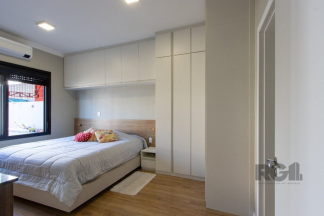 Imagem Casa de Condomínio com 3 Quartos à Venda, 112 m² em Hípica - Porto Alegre