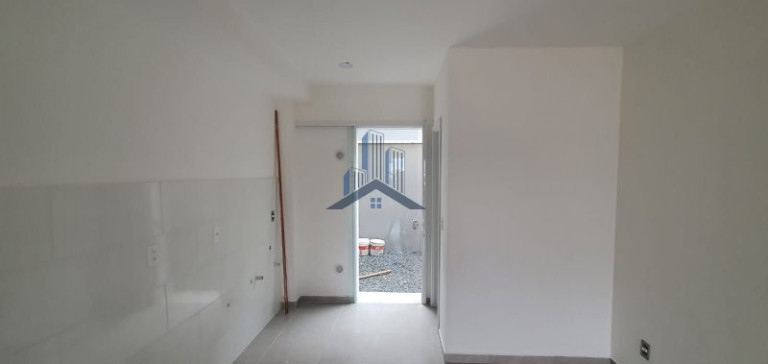 Imagem Sobrado com 2 Quartos à Venda, 60 m² em Santa Catarina - Joinville