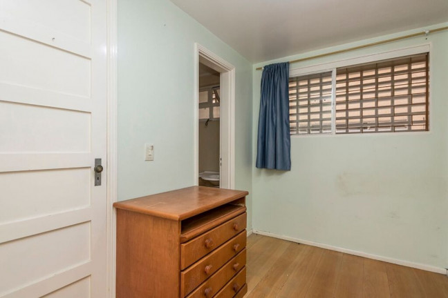 Imagem Imóvel com 2 Quartos à Venda, 79 m² em Menino Deus - Porto Alegre Imagem Imóvel com 2 Quartos à Venda, 79 m² em Menino Deus - Porto Alegre
