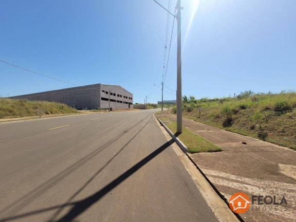 Imagem Terreno à Venda, 2.024 m² em Jardim São Francisco - Nova Odessa Imagem Terreno à Venda, 2.024 m² em Jardim São Francisco - Nova Odessa