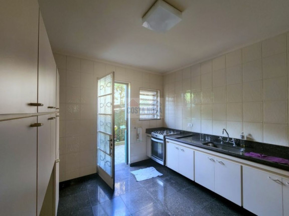 Imagem Casa com 3 Quartos à Venda, 244 m² em Pacaembu - São Paulo