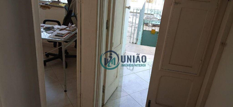 Imagem Casa com 3 Quartos à Venda, 180 m² em Fonseca - Niterói Imagem Casa com 3 Quartos à Venda, 180 m² em Fonseca - Niterói