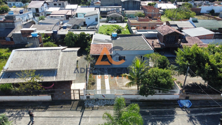 Imagem Imóvel com 3 Quartos à Venda, 146 m² em Gravatá - Navegantes Imagem Imóvel com 3 Quartos à Venda, 146 m² em Gravatá - Navegantes