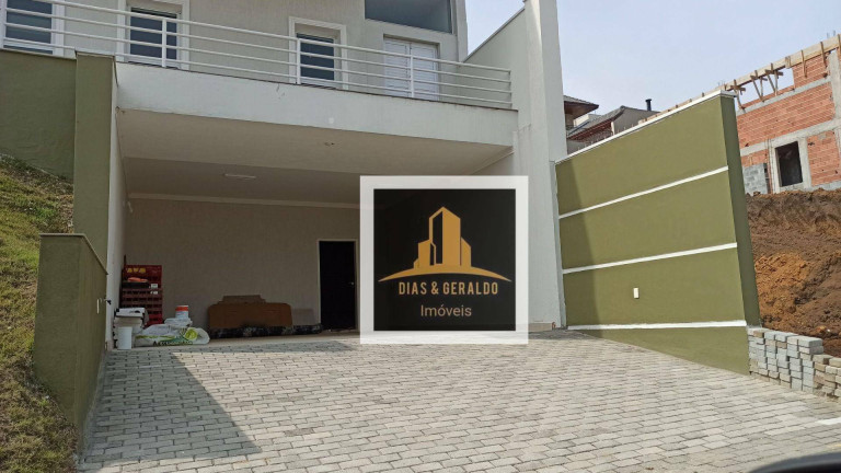 Sobrado com 4 Quartos à Venda ou Locação, 900 m² em Condomínio Residencial Jaguary - São José Dos Campos