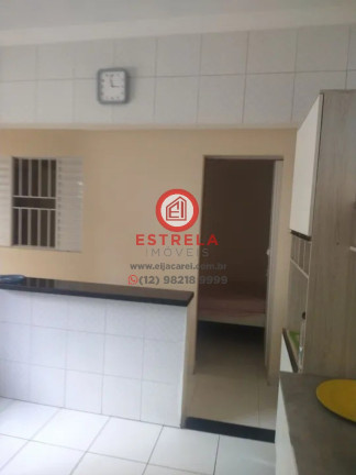 Imagem Casa com 2 Quartos à Venda, 70 m² em Centro - Jacareí Imagem Casa com 2 Quartos à Venda, 70 m² em Centro - Jacareí
