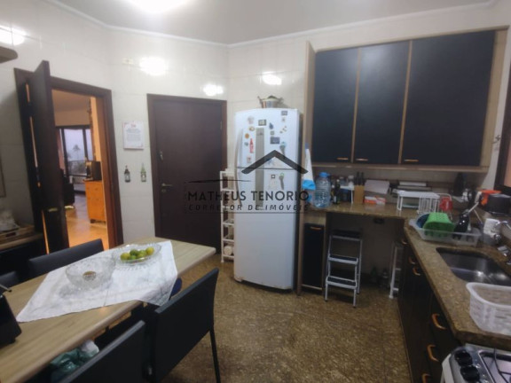 Imagem Cobertura com 3 Quartos à Venda, 313 m²