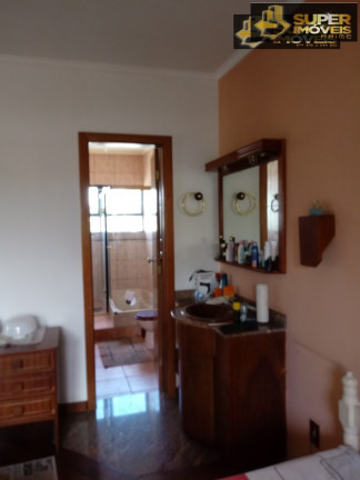 Imagem Casa com 4 Quartos à Venda, 300 m² em Três Vendas - Pelotas Imagem Casa com 4 Quartos à Venda, 300 m² em Três Vendas - Pelotas
