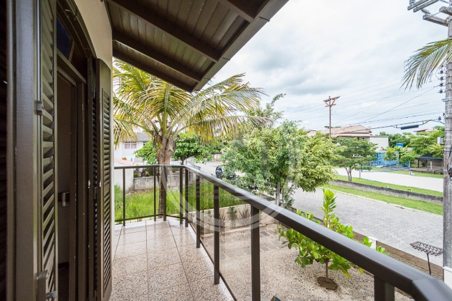 Imagem Casa com 3 Quartos à Venda, 160 m² em Morrinhos - Bombinhas