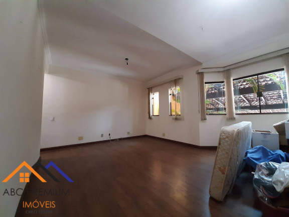 Imagem Sobrado com 3 Quartos à Venda, em Vila Scarpelli - Santo André Imagem Sobrado com 3 Quartos à Venda, em Vila Scarpelli - Santo André
