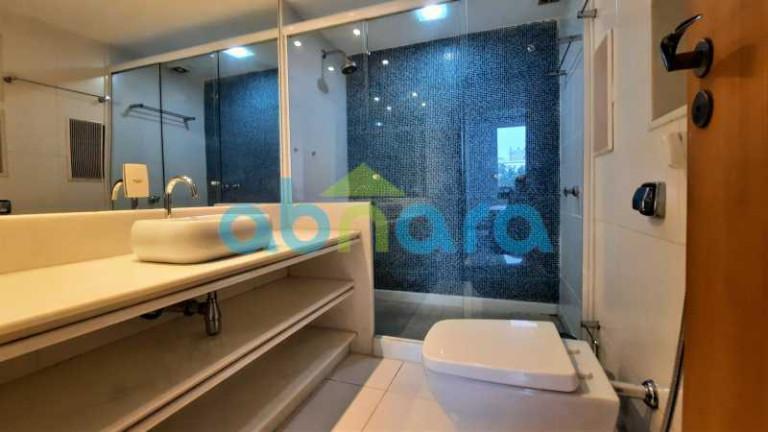 Foto do imóvel Apartamento com 3 Quartos à Venda, 155 m² em Copacabana - Rio De Janeiro