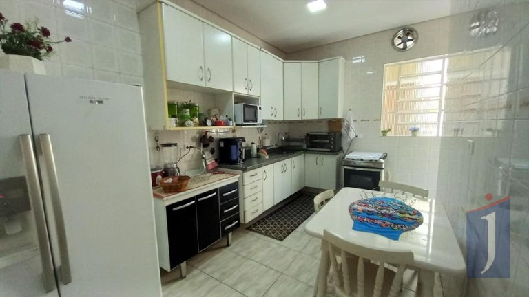 Imagem Casa com 3 Quartos à Venda, 140 m² em Jardim Da Gloria - São Paulo Imagem Casa com 3 Quartos à Venda, 140 m² em Jardim Da Gloria - São Paulo