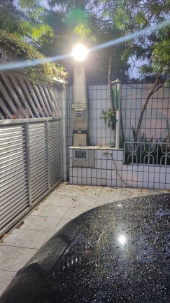 Imagem Sobrado com 4 Quartos à Venda, 180 m² em Boqueirão - Santos