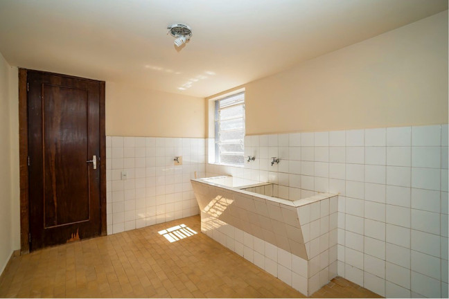 Imagem Casa com 5 Quartos à Venda, 360 m² em Mercês - Curitiba