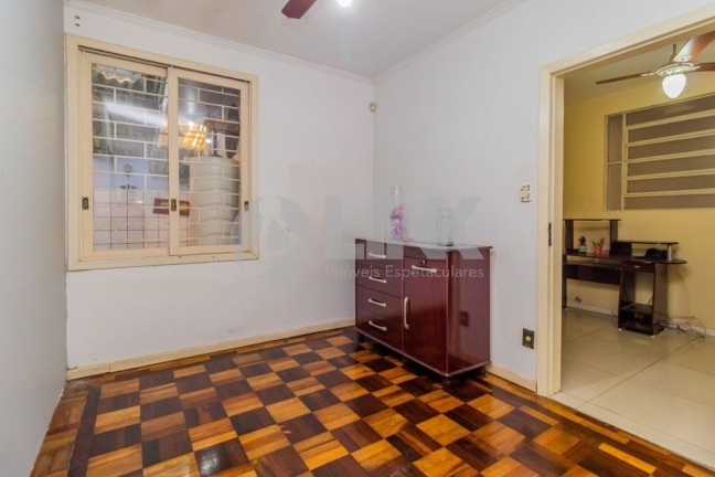 Imagem Casa com 3 Quartos à Venda, 180 m² em Sarandi - Porto Alegre