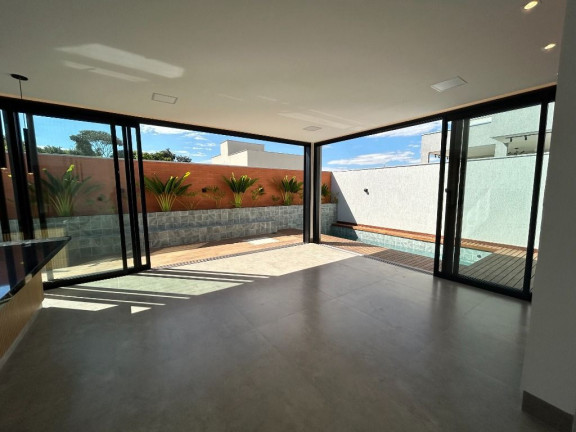 Imagem Casa com 4 Quartos à Venda, 191 m² em Jardim Veneza - Senador Canedo Imagem Casa com 4 Quartos à Venda, 191 m² em Jardim Veneza - Senador Canedo
