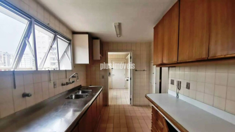 Imagem Apartamento com 3 Quartos para Alugar, 157 m² em Real Parque - São Paulo Imagem Apartamento com 3 Quartos para Alugar, 157 m² em Real Parque - São Paulo