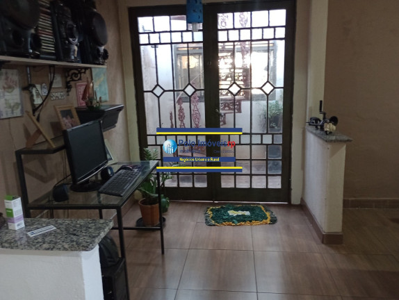 Imagem Casa com 2 Quartos à Venda, 58 m² em Presidente Dutra - Ribeirão Preto Imagem Casa com 2 Quartos à Venda, 58 m² em Presidente Dutra - Ribeirão Preto