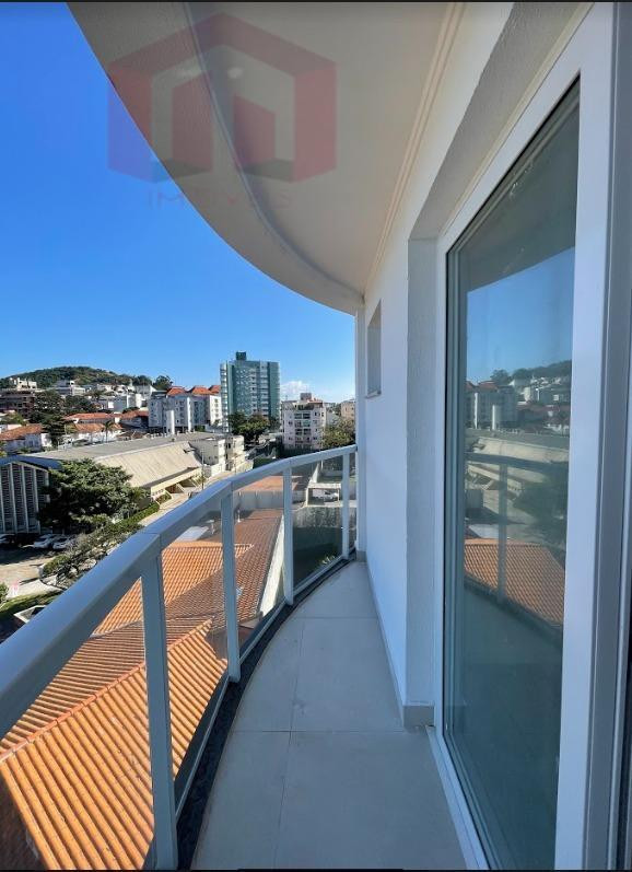 Imagem Imóvel com 3 Quartos à Venda, 1 m²