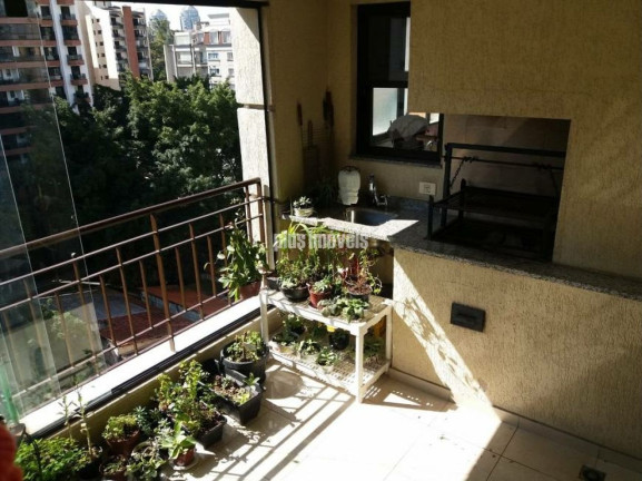 Apartamento com 4 Quartos à Venda, 196 m² em Real Parque - São Paulo