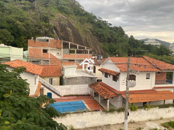 Imagem Casa com 4 Quartos à Venda, 360 m² em São Francisco - Niterói Imagem Casa com 4 Quartos à Venda, 360 m² em São Francisco - Niterói