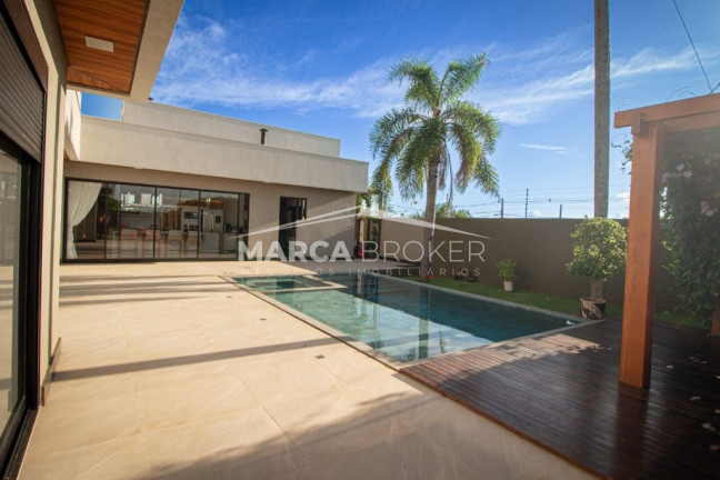 Imagem Casa de Condomínio com 3 Quartos à Venda, 600 m² em Cognopolis - Foz Do Iguaçu Imagem Casa de Condomínio com 3 Quartos à Venda, 600 m² em Cognopolis - Foz Do Iguaçu