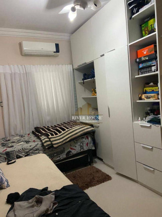 Imagem Sobrado com 4 Quartos à Venda, 160 m² em Cidade Alta - Cuiabá