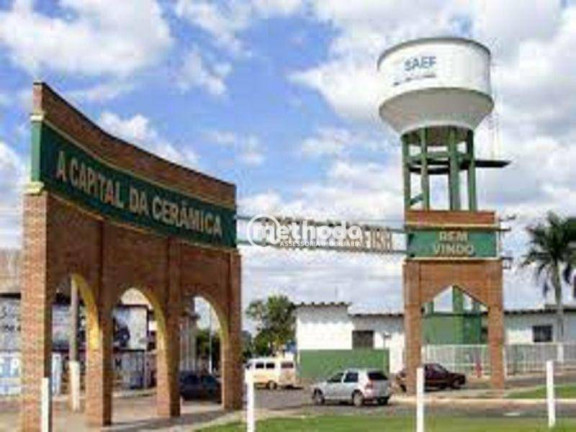 Imagem Terreno à Venda, 500 m² em Polo Comercial José Salomé - Porto Ferreira Imagem Terreno à Venda, 500 m² em Polo Comercial José Salomé - Porto Ferreira