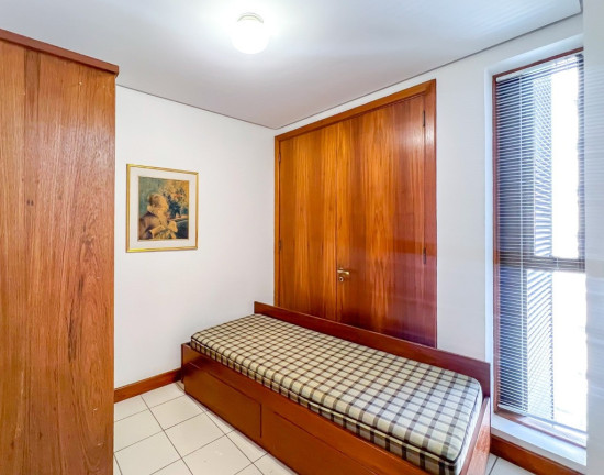 Imagem Apartamento com 3 Quartos à Venda, 321 m² em Moinhos De Vento - Porto Alegre