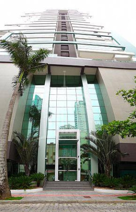 Imagem Apartamento com 3 Quartos à Venda, 135 m² em Centro - Balneário Camboriú Imagem Apartamento com 3 Quartos à Venda, 135 m² em Centro - Balneário Camboriú