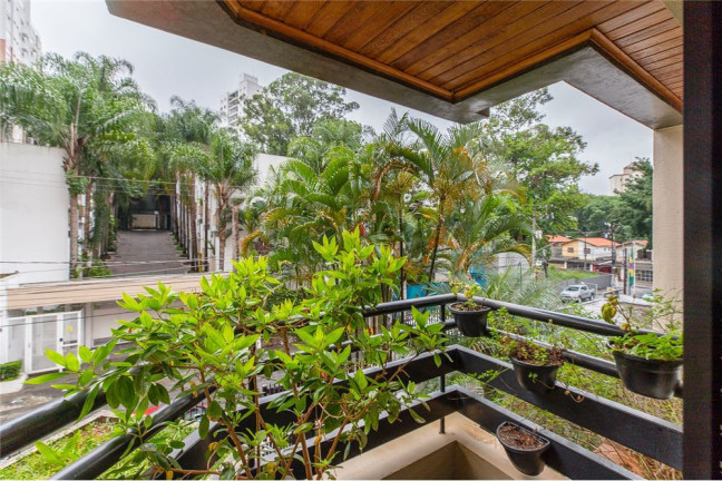 Imagem Imóvel com 3 Quartos à Venda,  em Real Parque - São Paulo